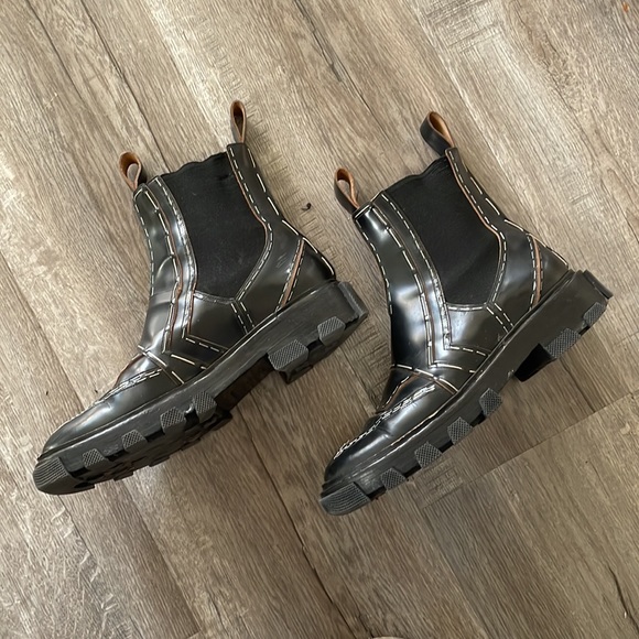 Balenciaga Black Exposed-Stitch Leather Chelsea Boots size 37 - Picture 10 of 10